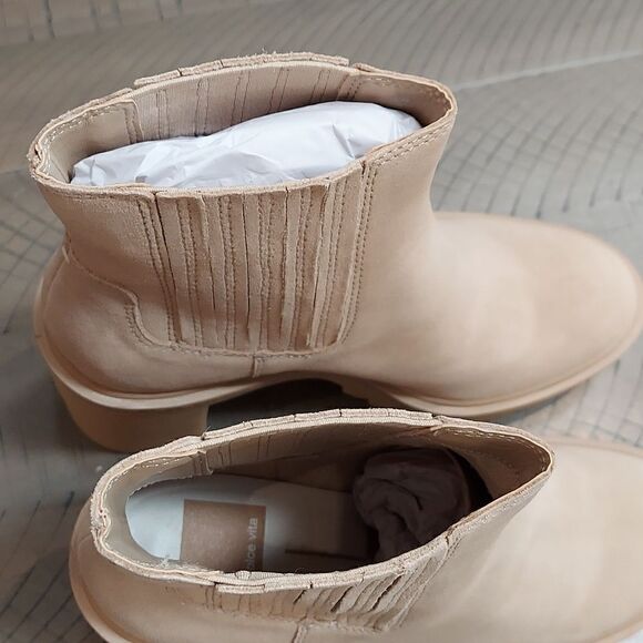 Dolce Vita Caster H2O Dune Suede Boots NWT - Picture 10 of 10